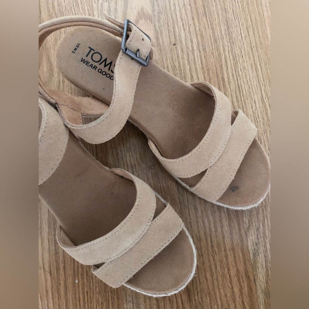 TOMS Beige Suede Double-Strap Women’s Sandal - Picture 5 of 6